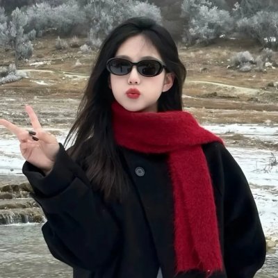 黄昏时分、牵着手